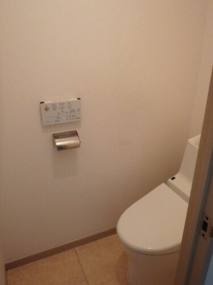 トイレ　トイレ