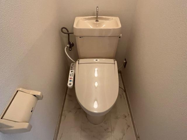 トイレ　シャワー付トイレ