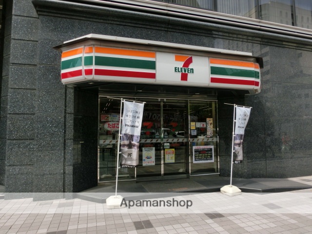 コンビニ　セブン－イレブン大阪堺筋本町店（コンビニ）まで131m