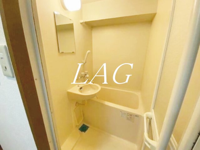 バス・シャワールーム　お風呂です。