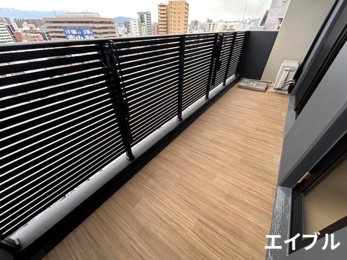 バルコニー　同じ部屋タイプの別部屋の写真です。現況と異なる場合は現況を優