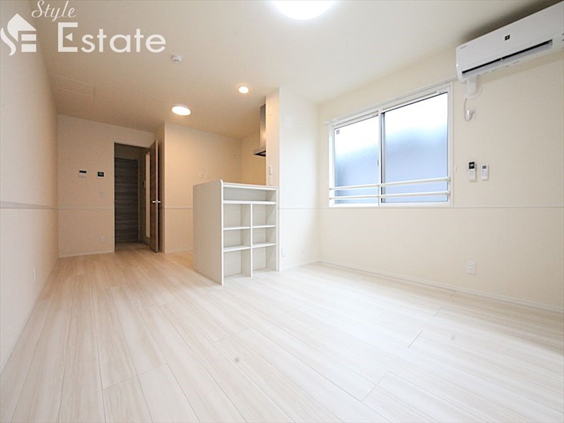 居室・リビング　内装