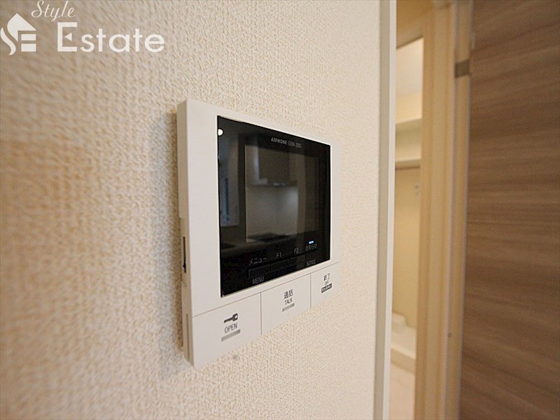 セキュリティ　モニター付きインターホン