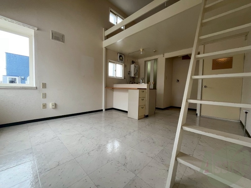 居室・リビング　広くてキレイなお部屋が広がっていて、充実した生活が送れそう。