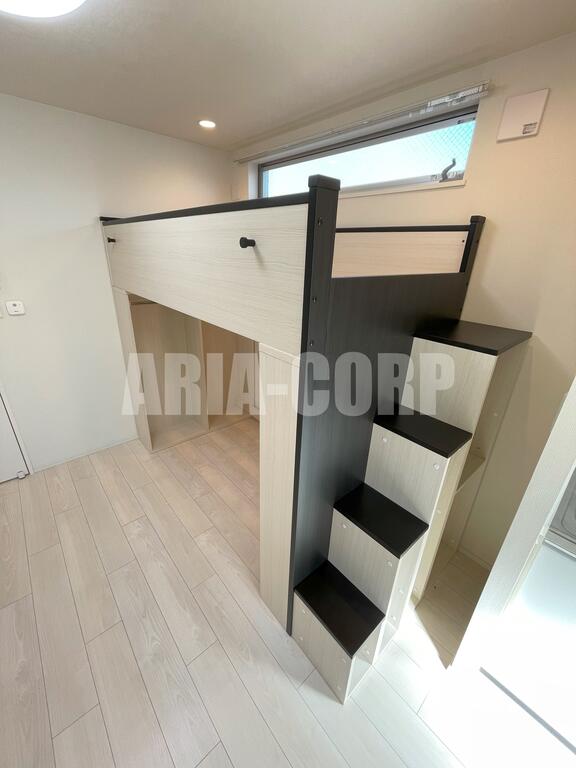 その他　階段で楽々昇り降りができるこだわりのメゾネット式ロフトです！