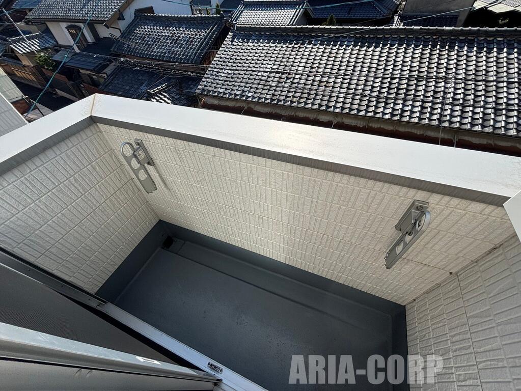 その他設備　室内二か所・バルコニーで洗濯物干せますね