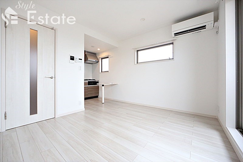 居室・リビング　リビング