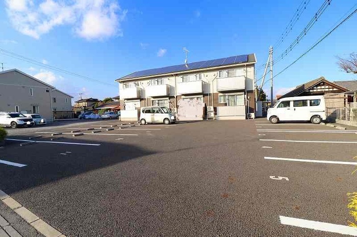 駐車場　駐車場