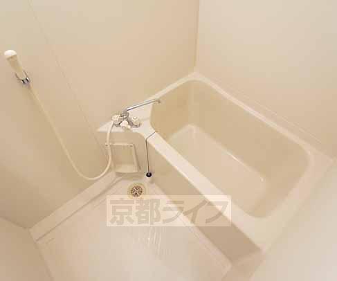 バス・シャワールーム　お風呂です。