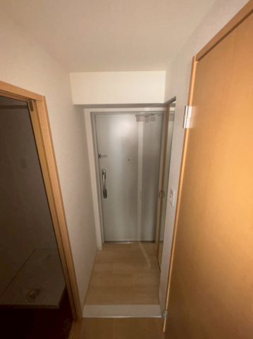 玄関　収納もある玄関です