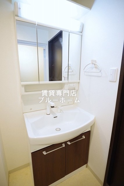 洗面設備　独立洗面台です！