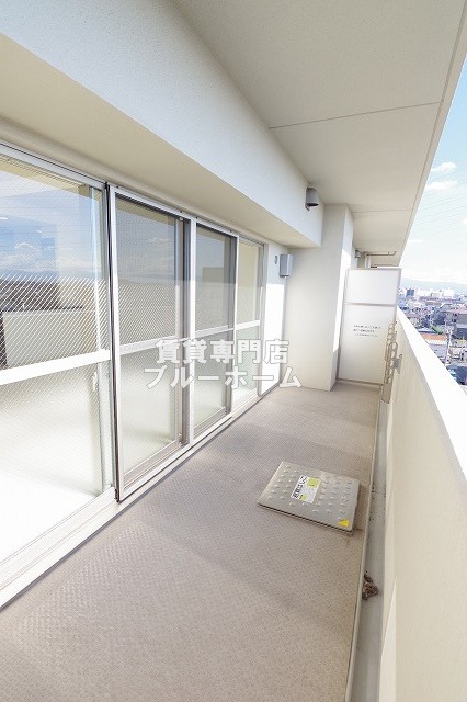 バルコニー　バルコニーは広いですね！