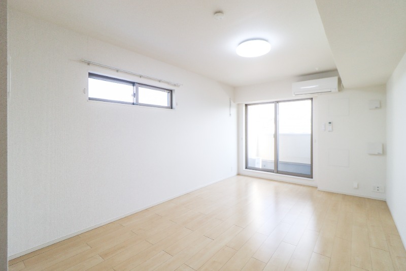 居室・リビング　図面と現状に相違がある場合には現状を優先