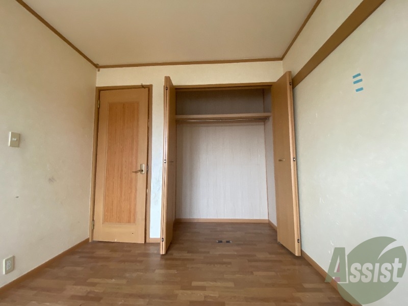 収納　収納はクローゼットタイプです。