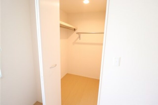 収納　ウォークインクローゼット