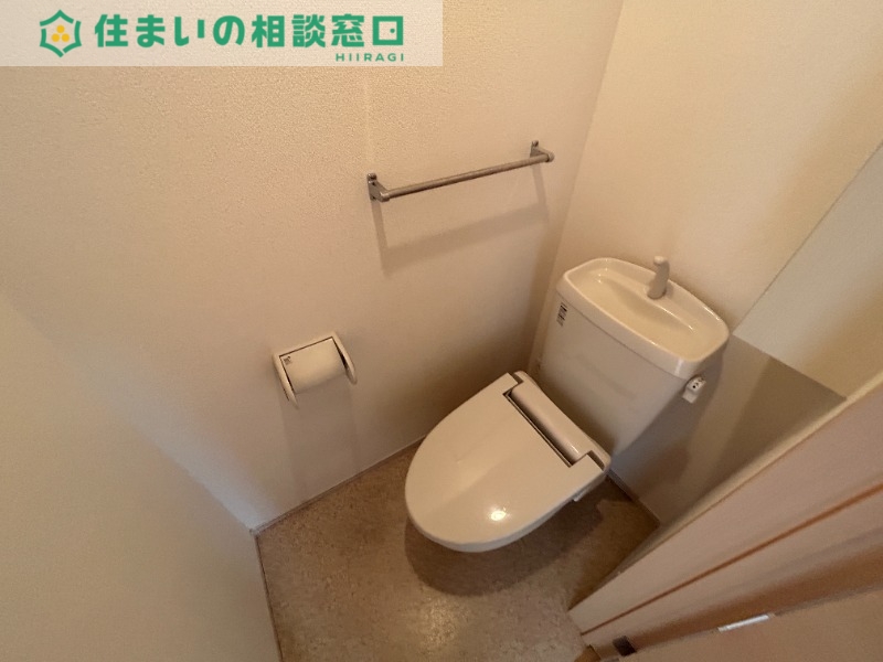 トイレ　同型