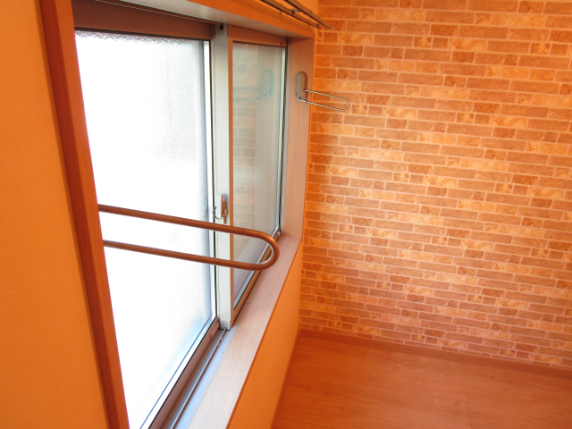 バルコニー　室内物干し