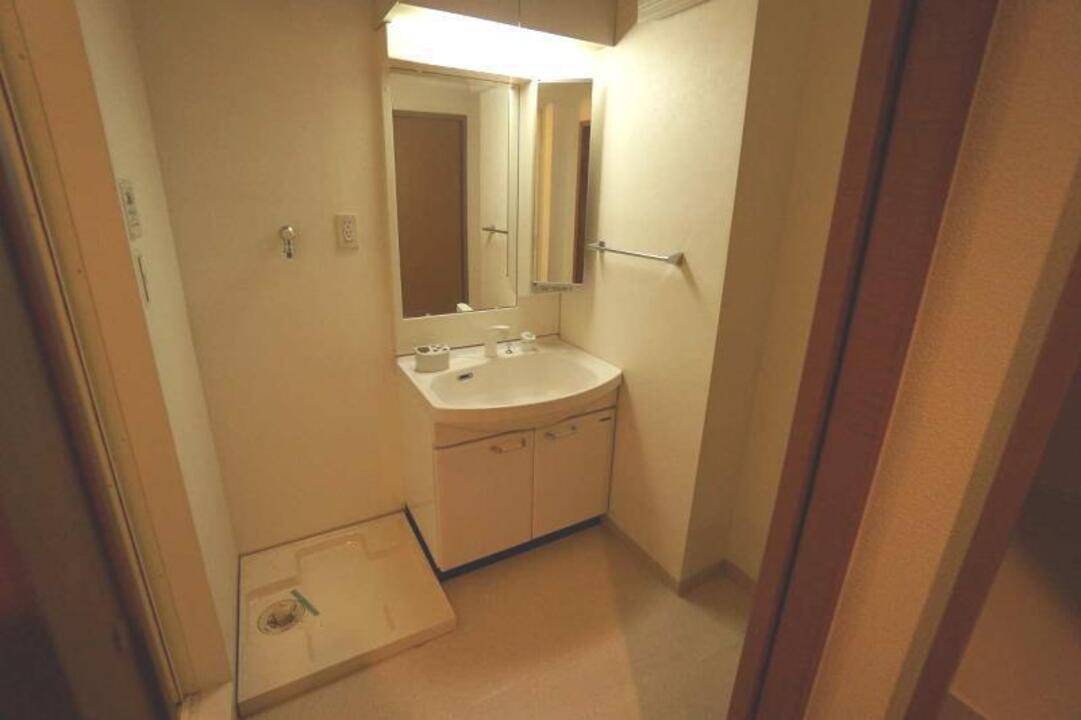 洗面設備　洗面所