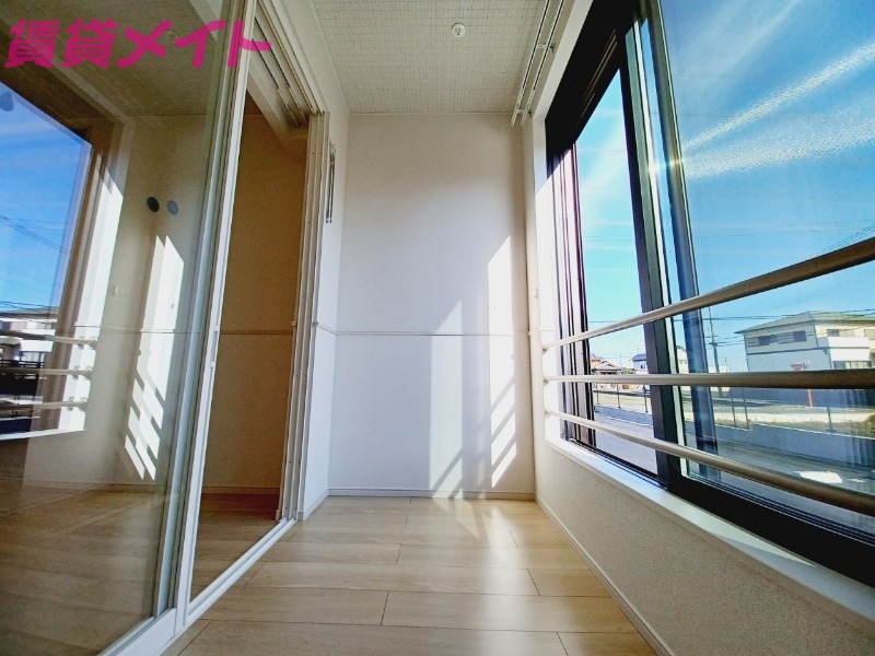 バルコニー　同型参考写真