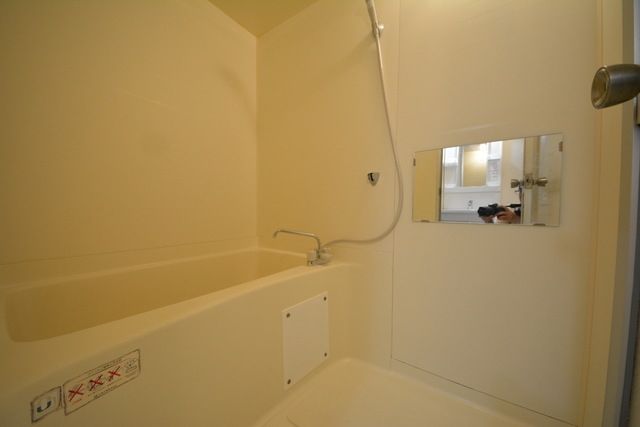 バス・シャワールーム　内装