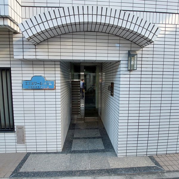 エントランス　毎日通るエントランス♪