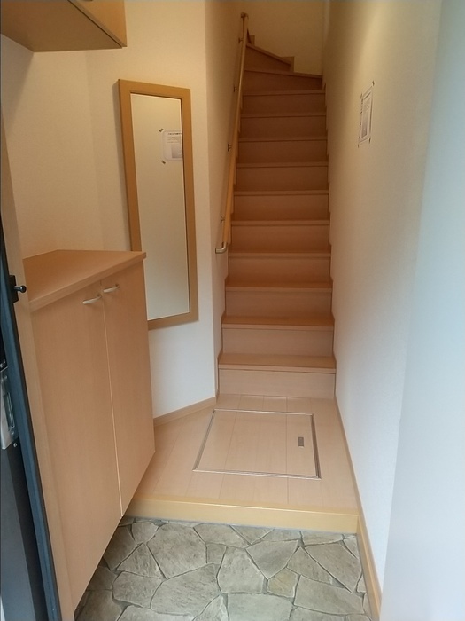 玄関　シューズボックス