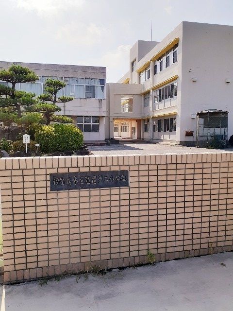 小学校　伊勢崎市立殖蓮第二小学校（小学校）まで1000m
