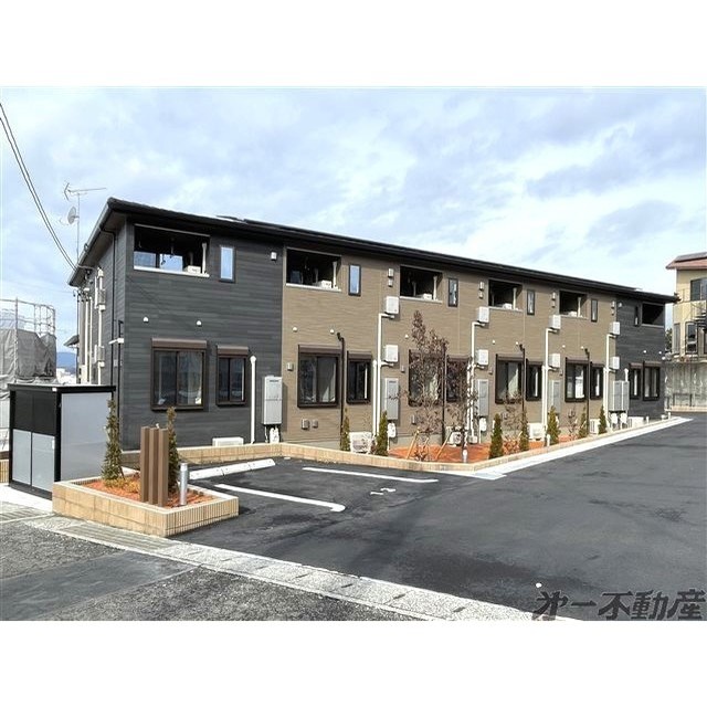 エントランス　建物外観