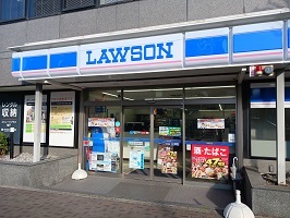 コンビニ　ローソン（コンビニ）まで69m