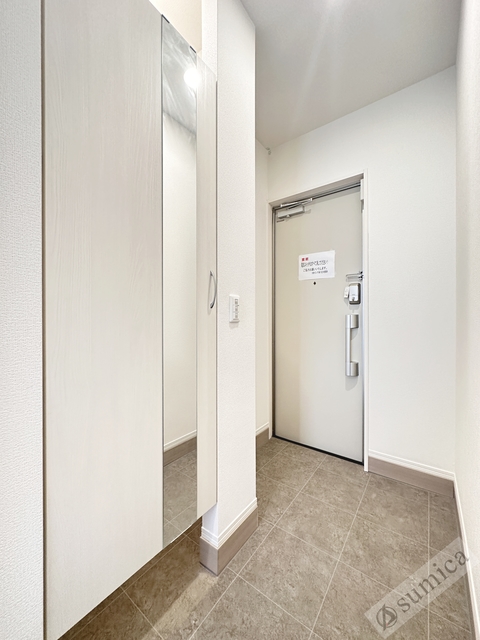 玄関　ゆったり玄関にシューズインクローク♪