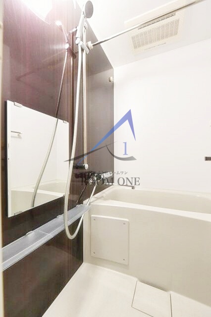 バス・シャワールーム　お風呂です。