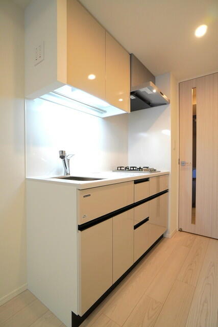 キッチン　※写真は同タイプ住戸です。