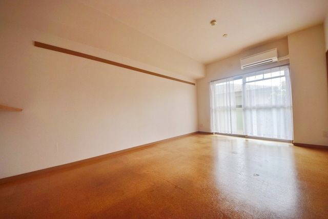 居室・リビング　★日当たりの良いお部屋です★