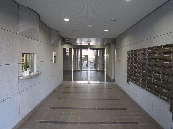 エントランス　エントランス