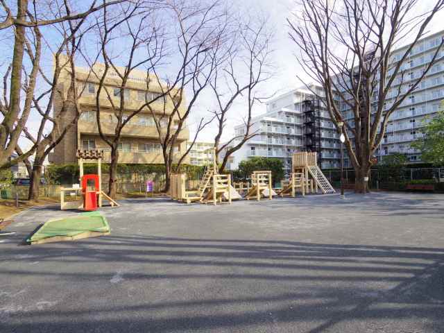 公園　中央通り公園（公園）まで747m