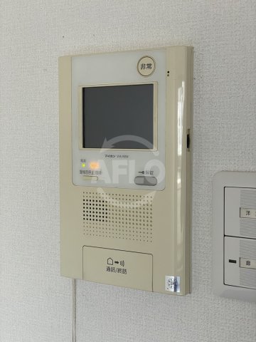 セキュリティ　エスライズ四ツ橋　モニター付きインターホン