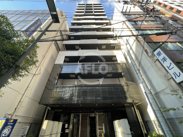 建物外観　エスライズ四ツ橋　外観