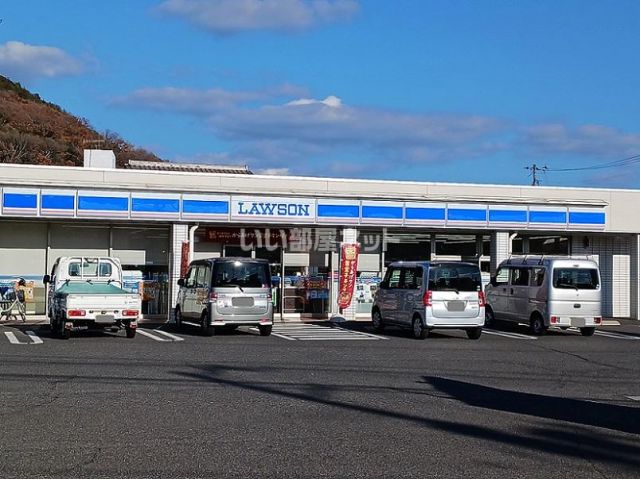 コンビニ　ローソン　福山奈良津町３丁目店（コンビニ）まで415m