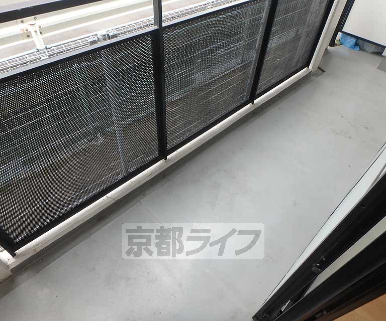 バルコニー　広めのバルコニーです