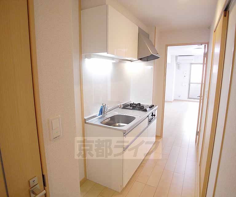 キッチン　調理スペース確保！