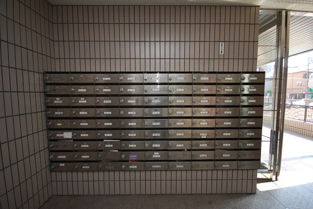 エントランス　集合ポスト