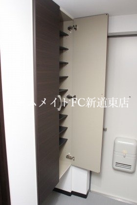 その他設備　玄関