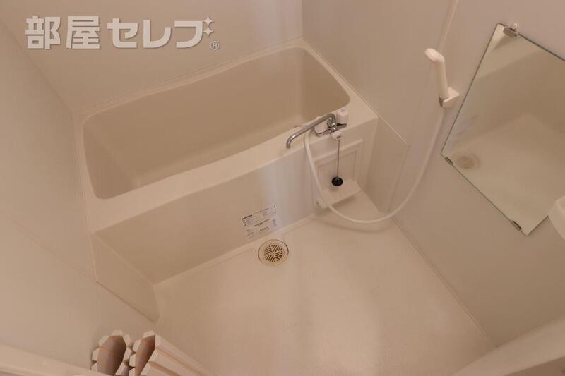 バス・シャワールーム　反転タイプのお部屋の写真です。