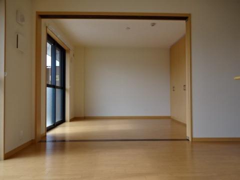 居室・リビング　室内
