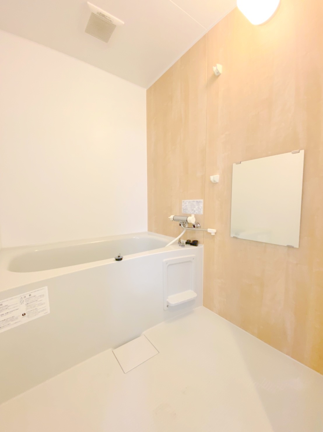 バス・シャワールーム　きれいなお風呂で快適バスタイム♪