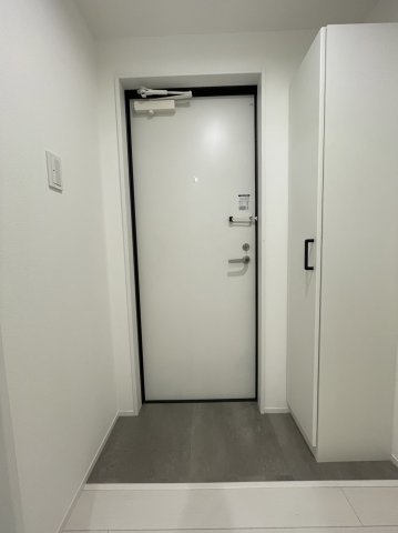 玄関　※参考写真