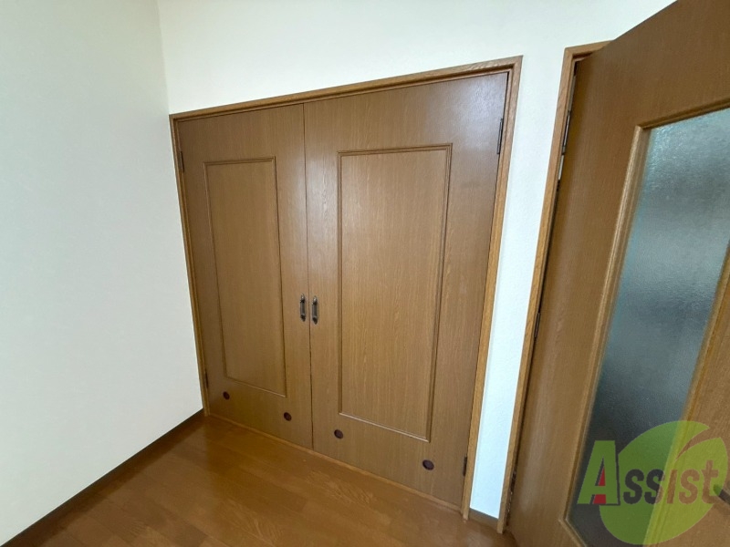 収納　収納箇所はクローゼットです。荷物などはこちらにどうぞ。