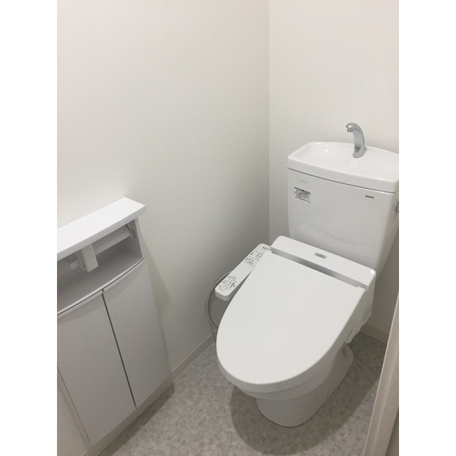 トイレ　ウォシュレット付きトイレ