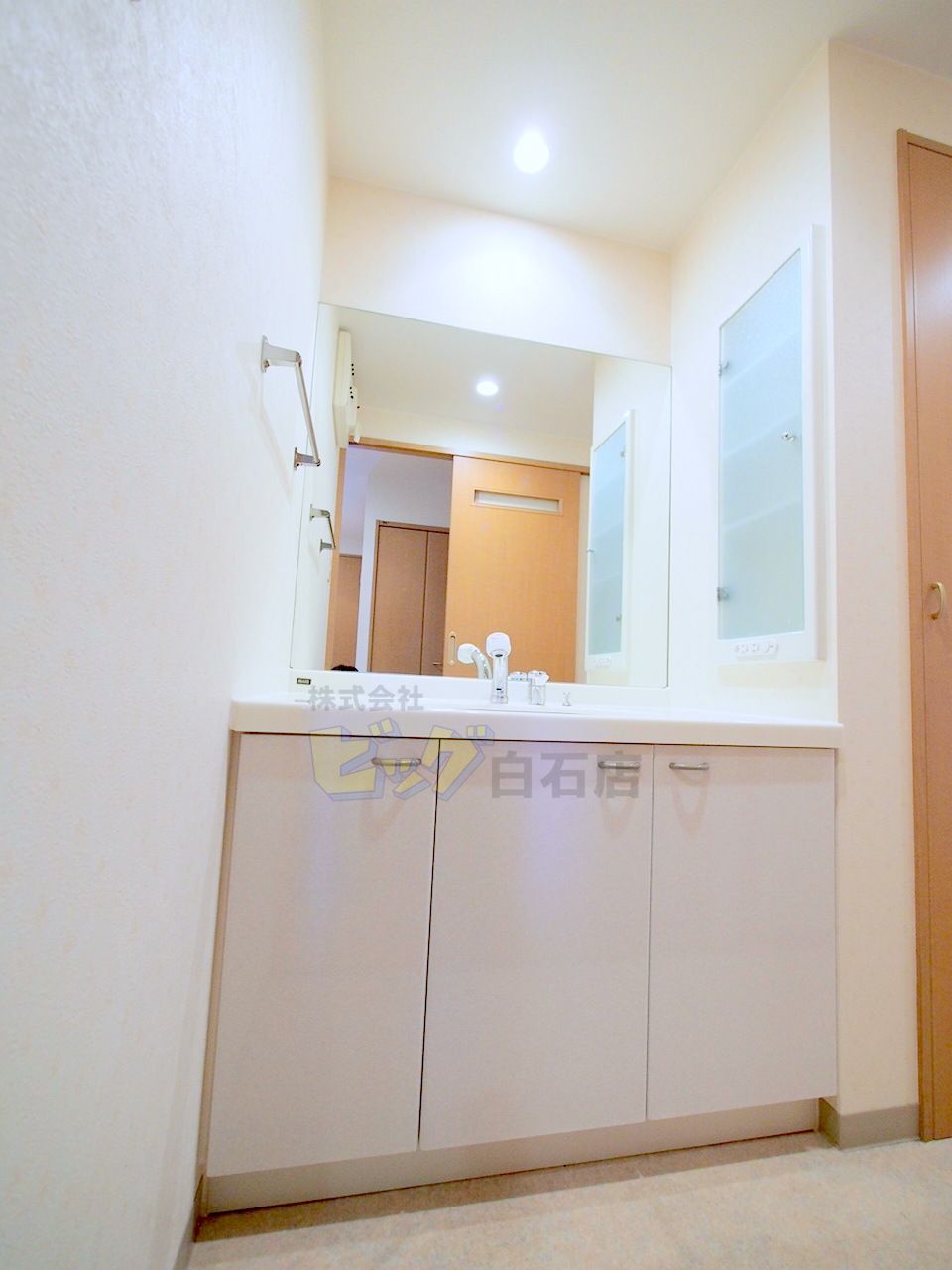 洗面設備　シャンプードレッサー完備しています♪