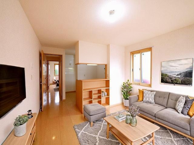 居室・リビング　CGで家具等を配置したもので家具等は含まれません